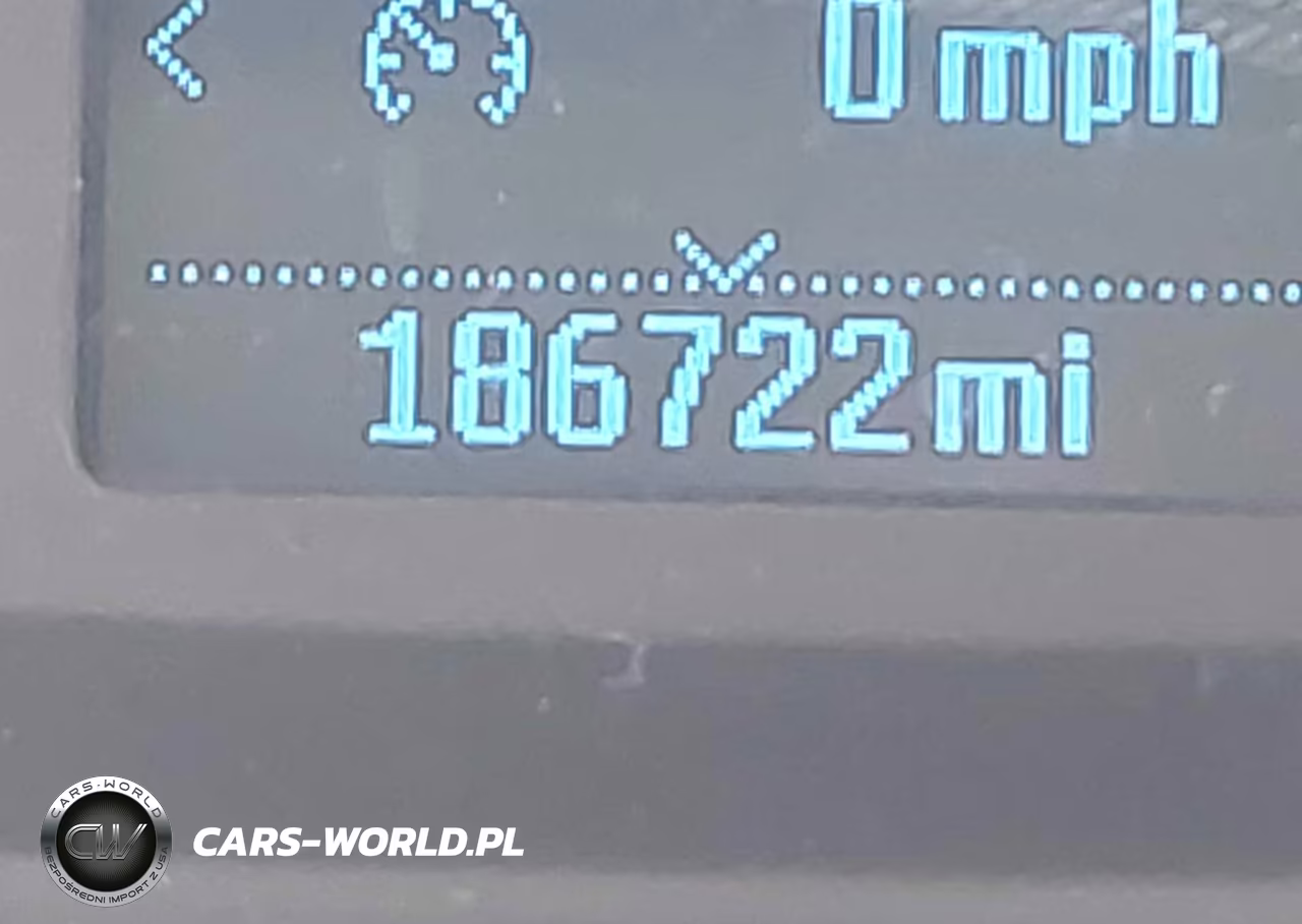 2018 Ford Transit-250 VIN:1FTYR2CG3JKA62964 - 16
