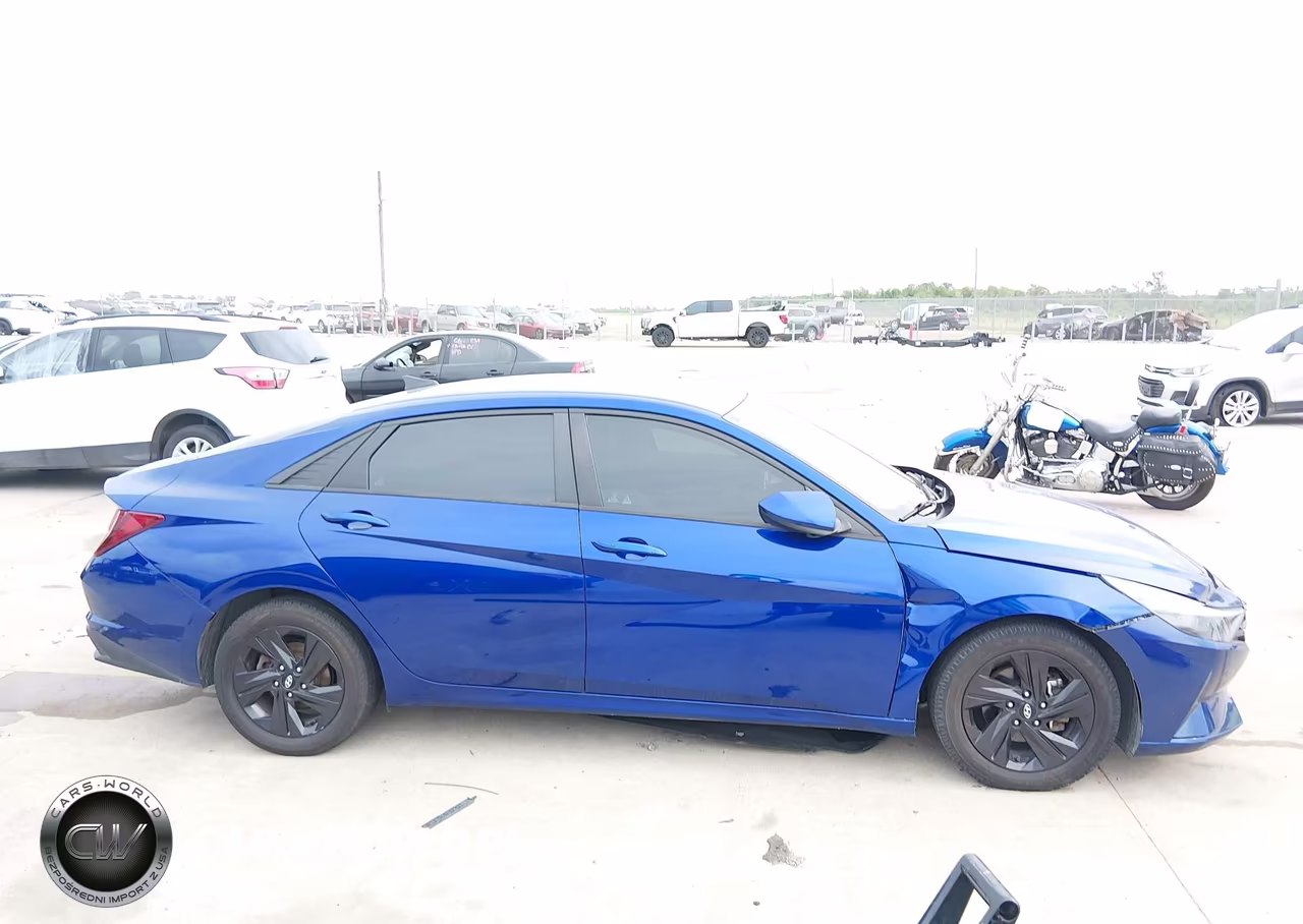 2021 Hyundai Elantra Sel VIN:5NPLM4AG8MH023698 - 13