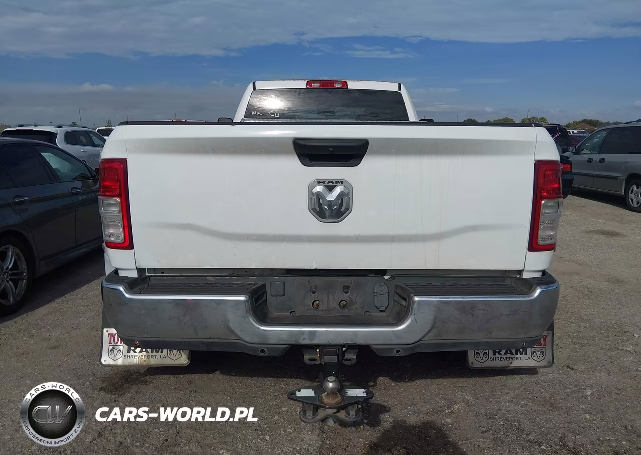 2018 Ram 3500 Tradesman 4X4 8' Box VIN:3C63RRGLXJG281235 - 15