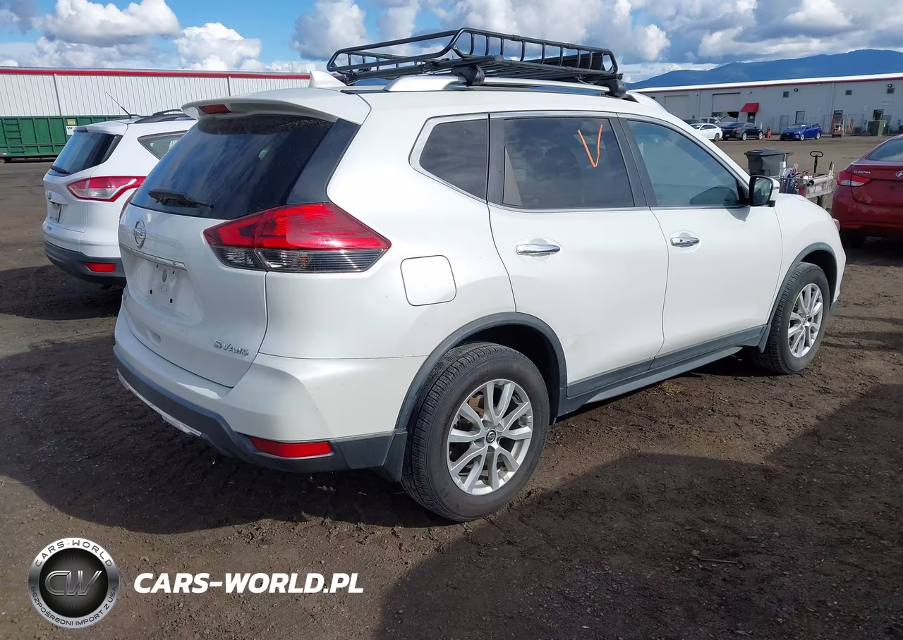 2017 Nissan Rogue Sv VIN:KNMAT2MV6HP591709 - 4