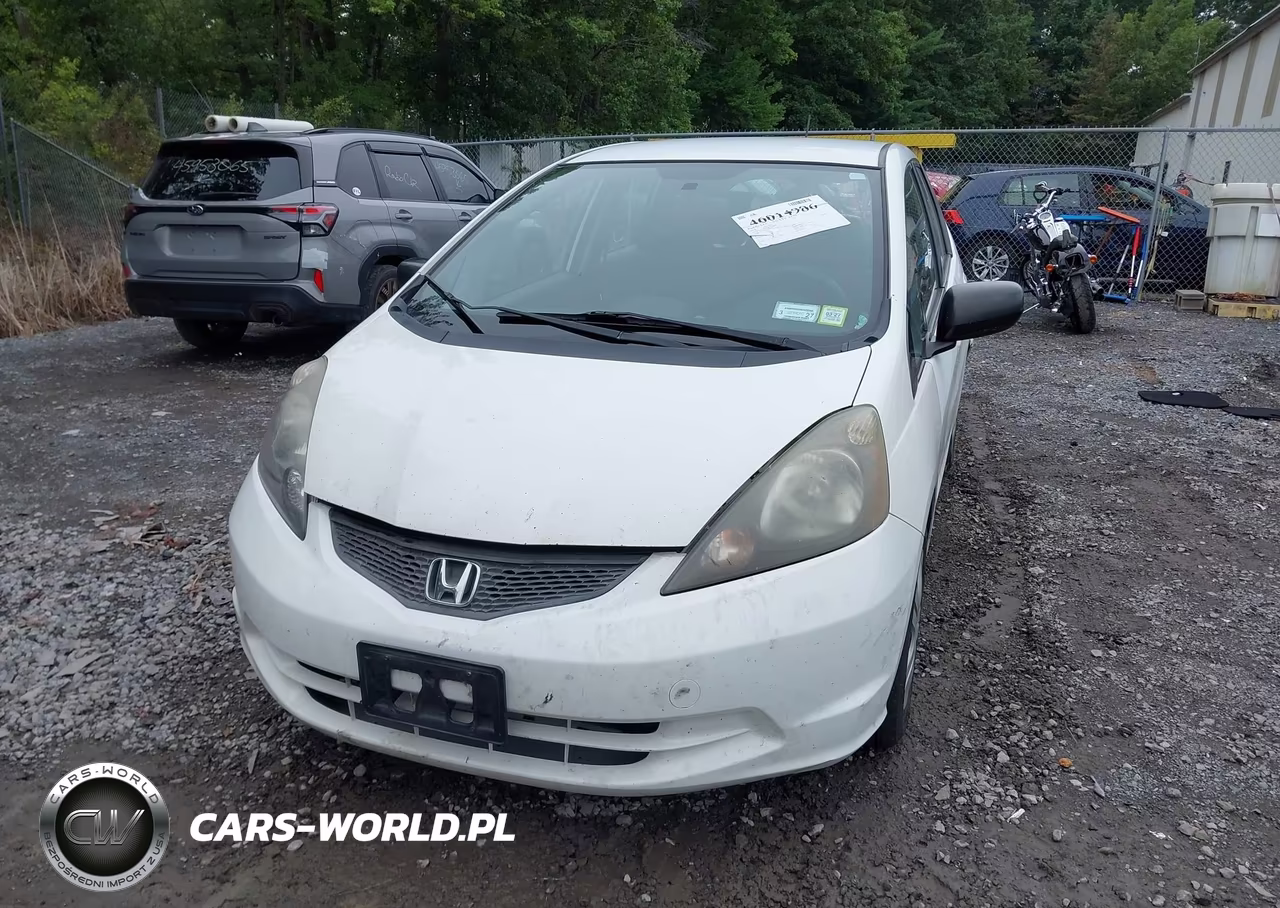 2011 Honda Fit VIN:JHMGE8H3XBC022827 - 6