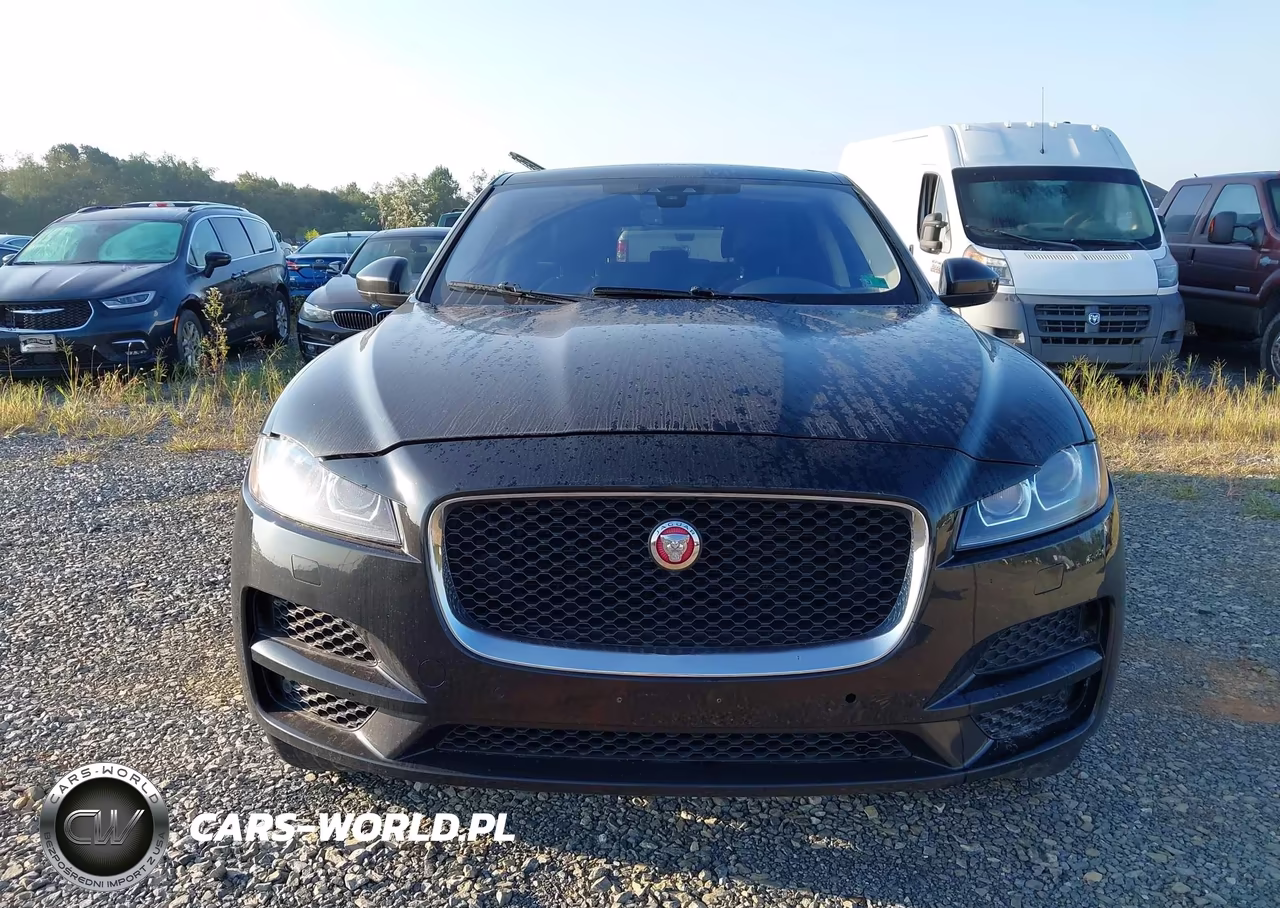 2020 Jaguar F-Pace 30T Prestige VIN:SADCK2GX4LA635683 - 12