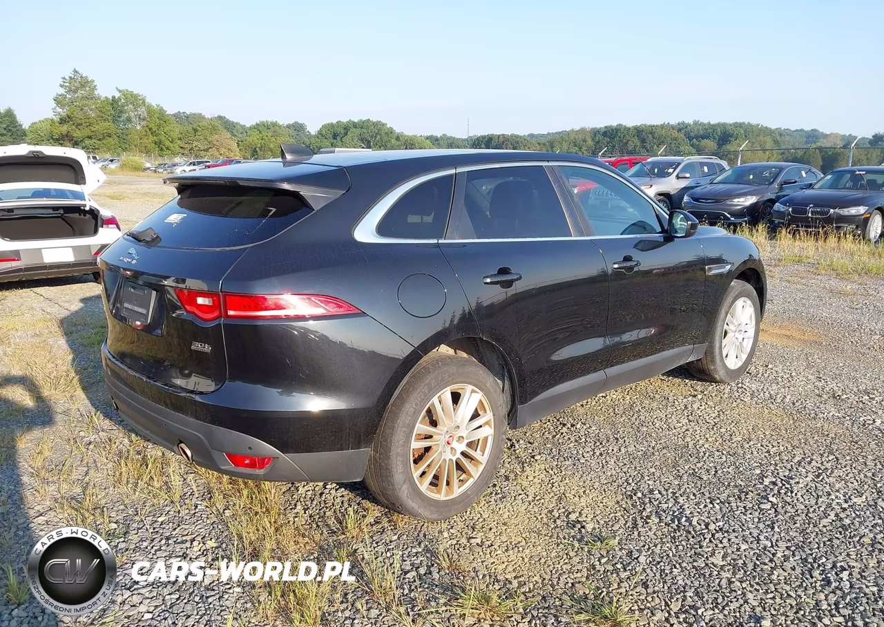2020 Jaguar F-Pace 30T Prestige VIN:SADCK2GX4LA635683 - 4