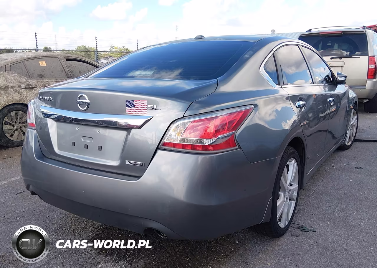 2014 Nissan Altima 3.5S VIN:1N4BL3AP5EC424072 - 4