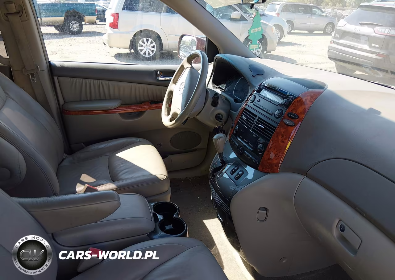 2010 Toyota Sienna Xle VIN:5TDYK4CC8AS309885 - 5