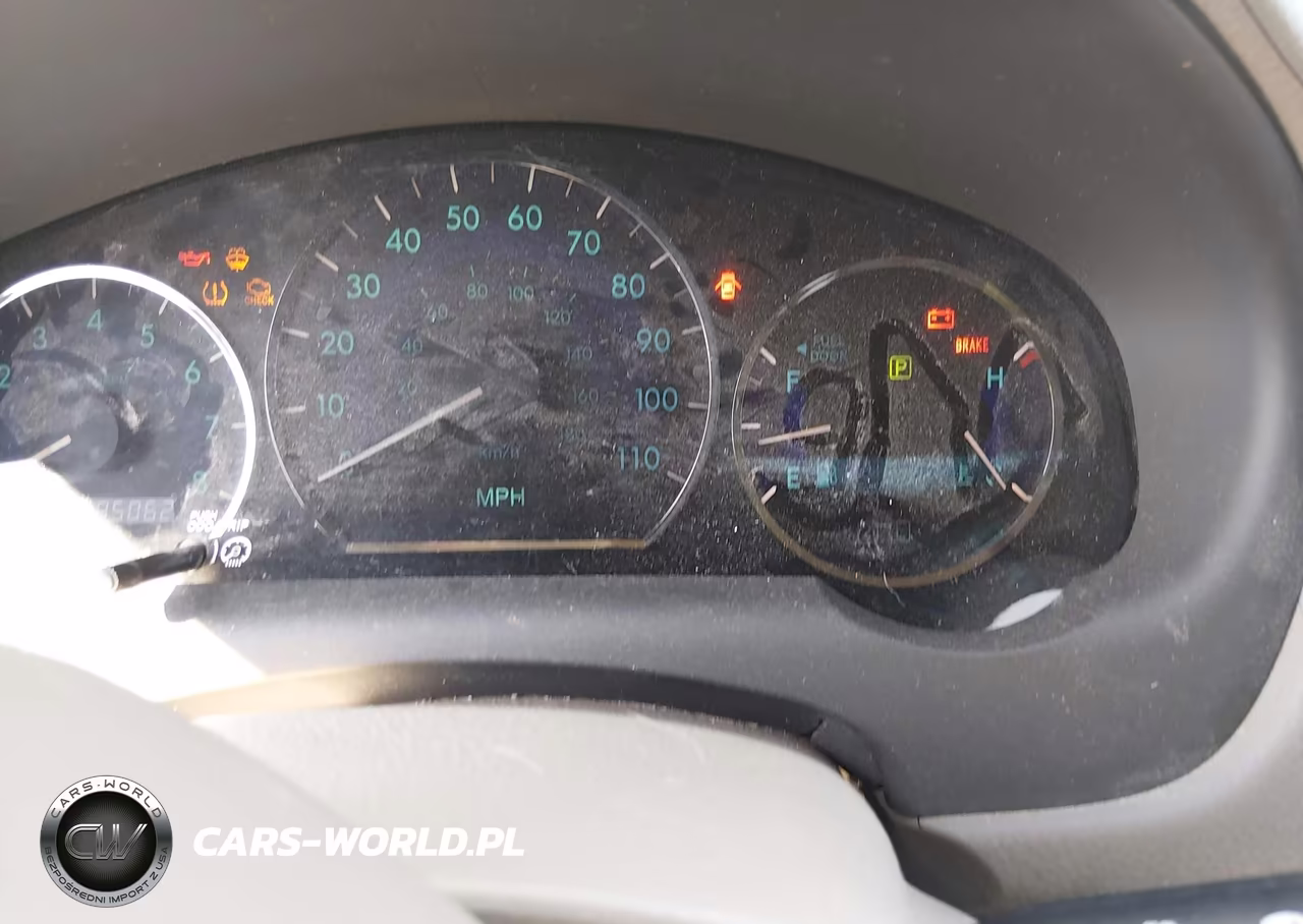 2010 Toyota Sienna Xle VIN:5TDYK4CC8AS309885 - 7