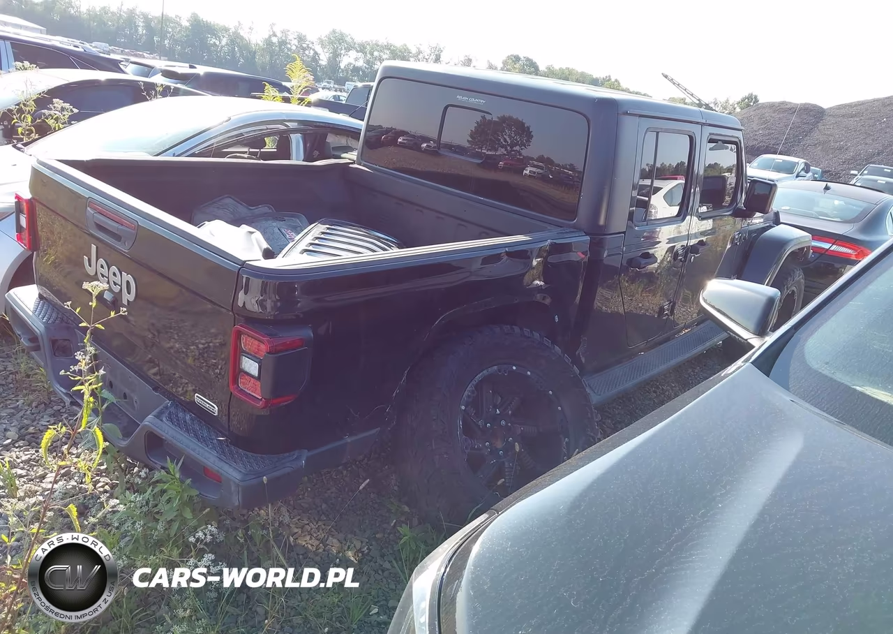 2020 Jeep Gladiator Overland VIN:1C6HJTFG9LL115342 - 4
