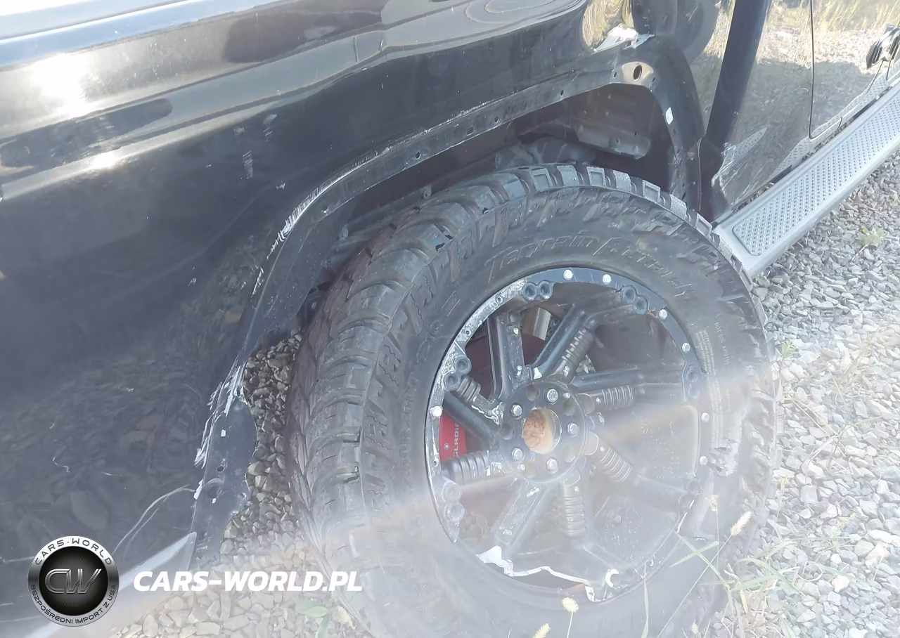 2020 Jeep Gladiator Overland VIN:1C6HJTFG9LL115342 - 6