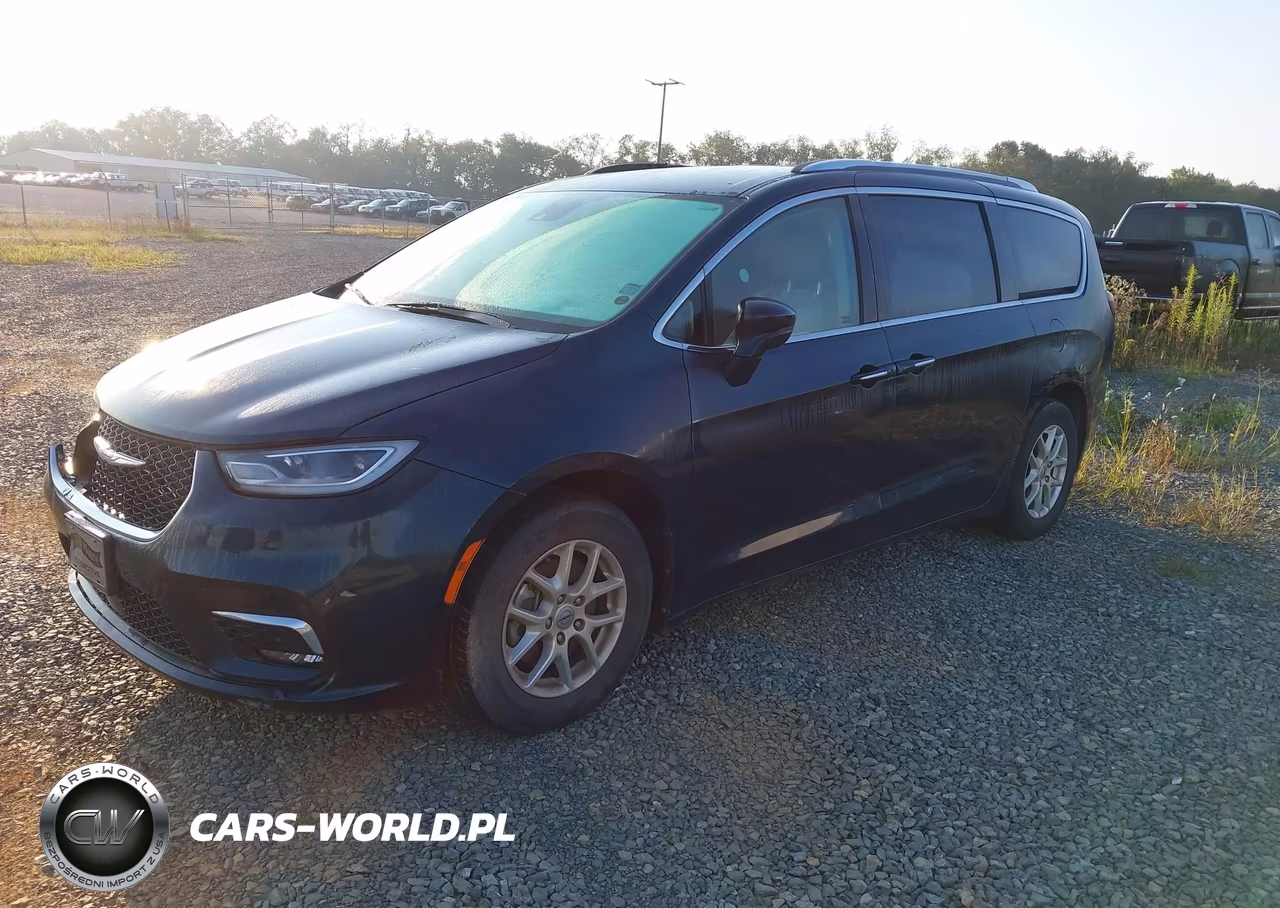 2021 Chrysler Pacifica Touring L VIN:2C4RC1BG2MR601209 - 2