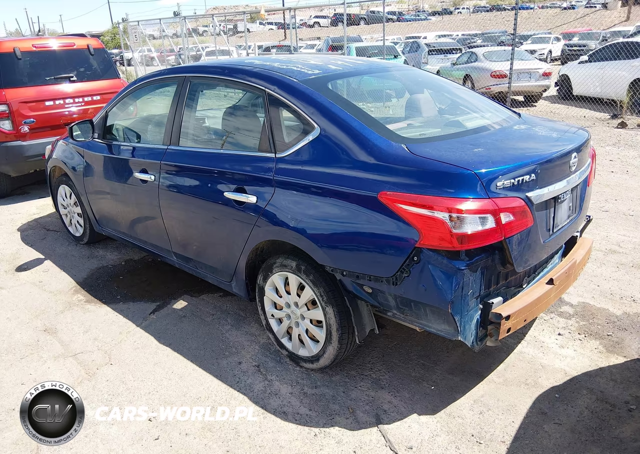 2018 Nissan Sentra S VIN:3N1AB7AP2JY241684 - 3
