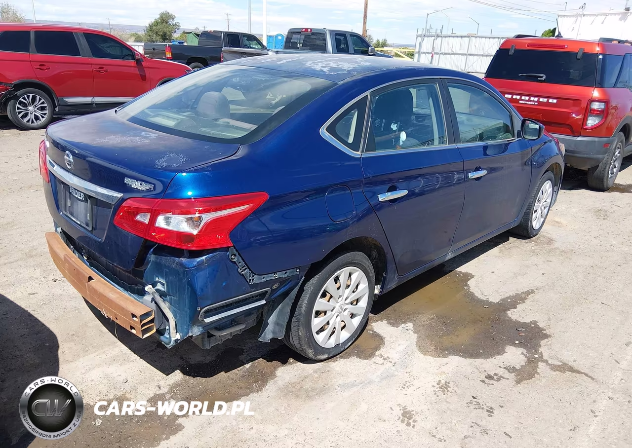 2018 Nissan Sentra S VIN:3N1AB7AP2JY241684 - 4