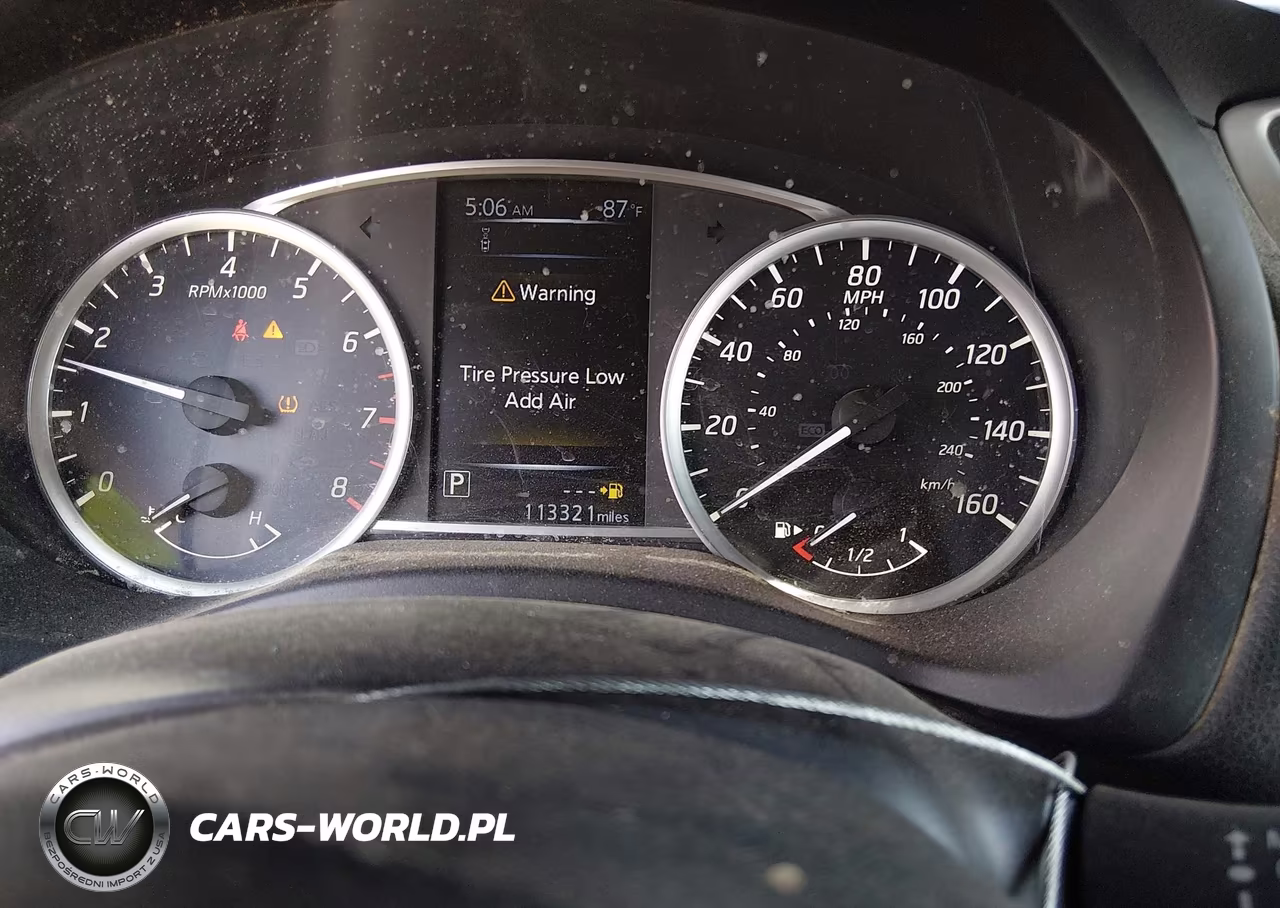 2018 Nissan Sentra S VIN:3N1AB7AP2JY241684 - 7