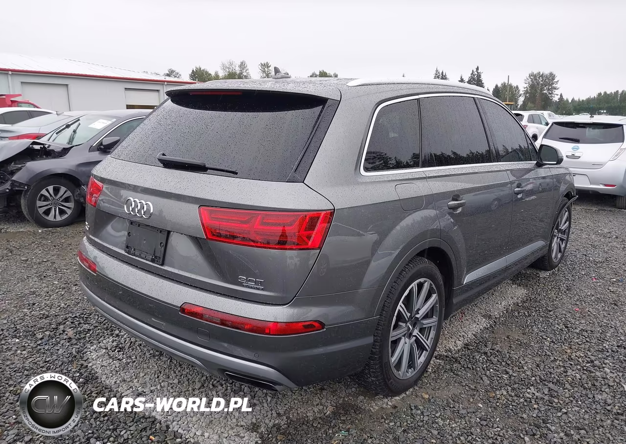2018 Audi Q7 3.0T Premium VIN:WA1VAAF73JD023578 - 4