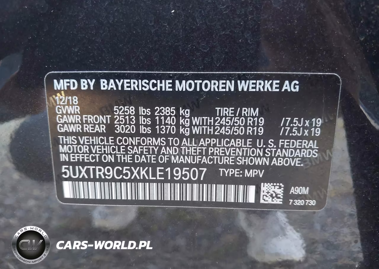 2019 BMW X3 xDrive30I VIN:5UXTR9C5XKLE19507 - 9