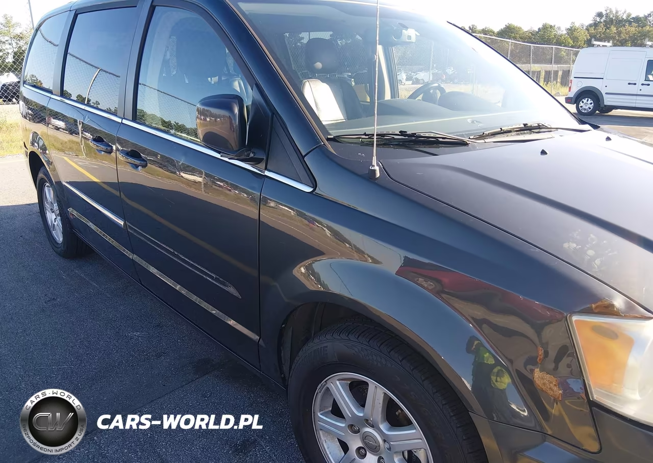 2012 Chrysler Town & Country Touring VIN:2C4RC1BG1CR337608 - 6