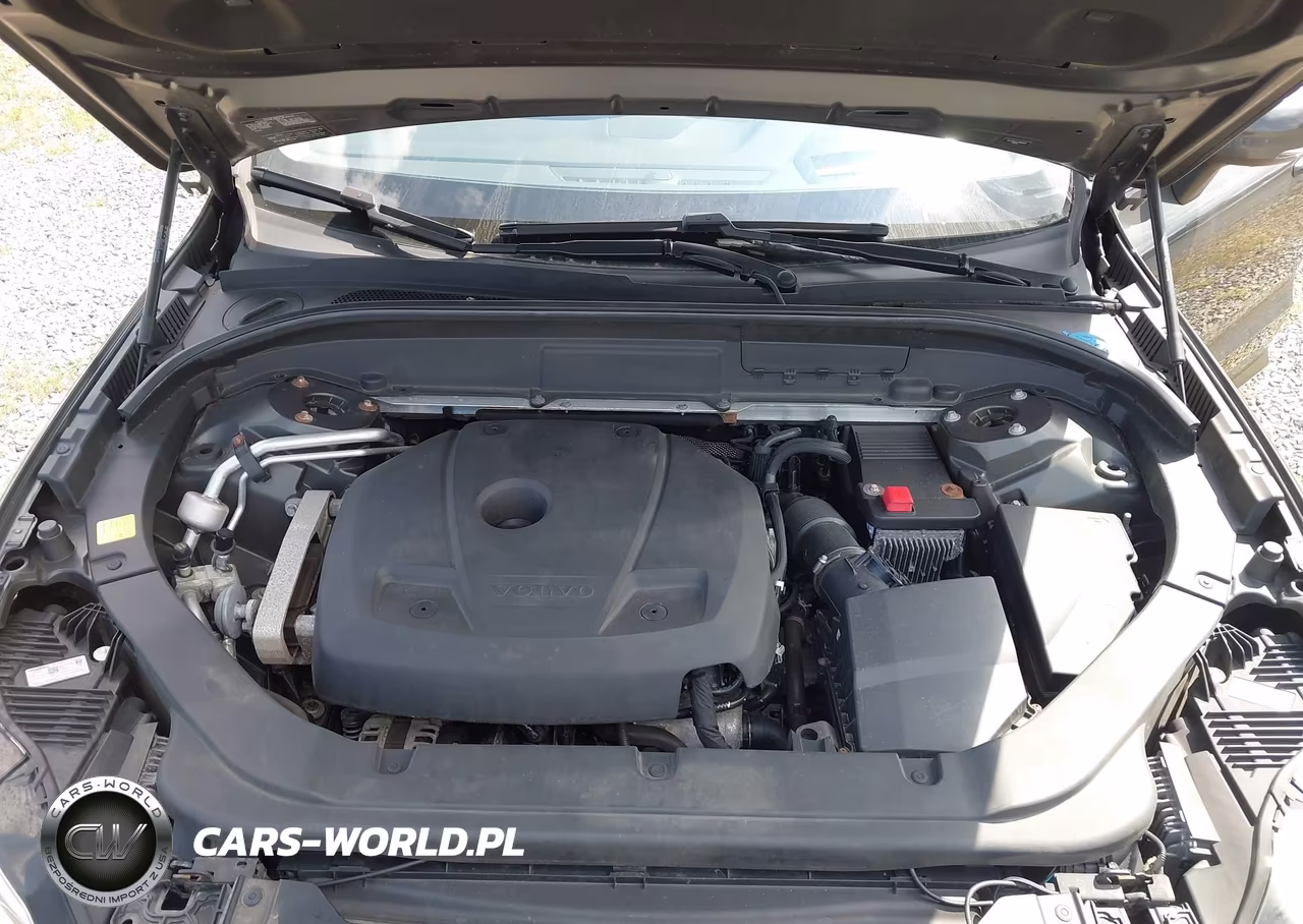 2018 Volvo Xc60 T5 Momentum VIN:YV4102RK3J1058052 - 10