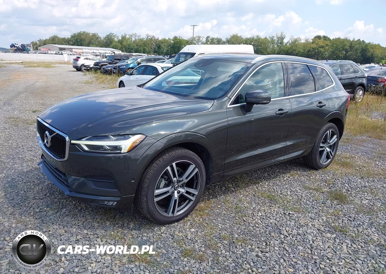2018 Volvo Xc60 T5 Momentum VIN:YV4102RK3J1058052 - 2