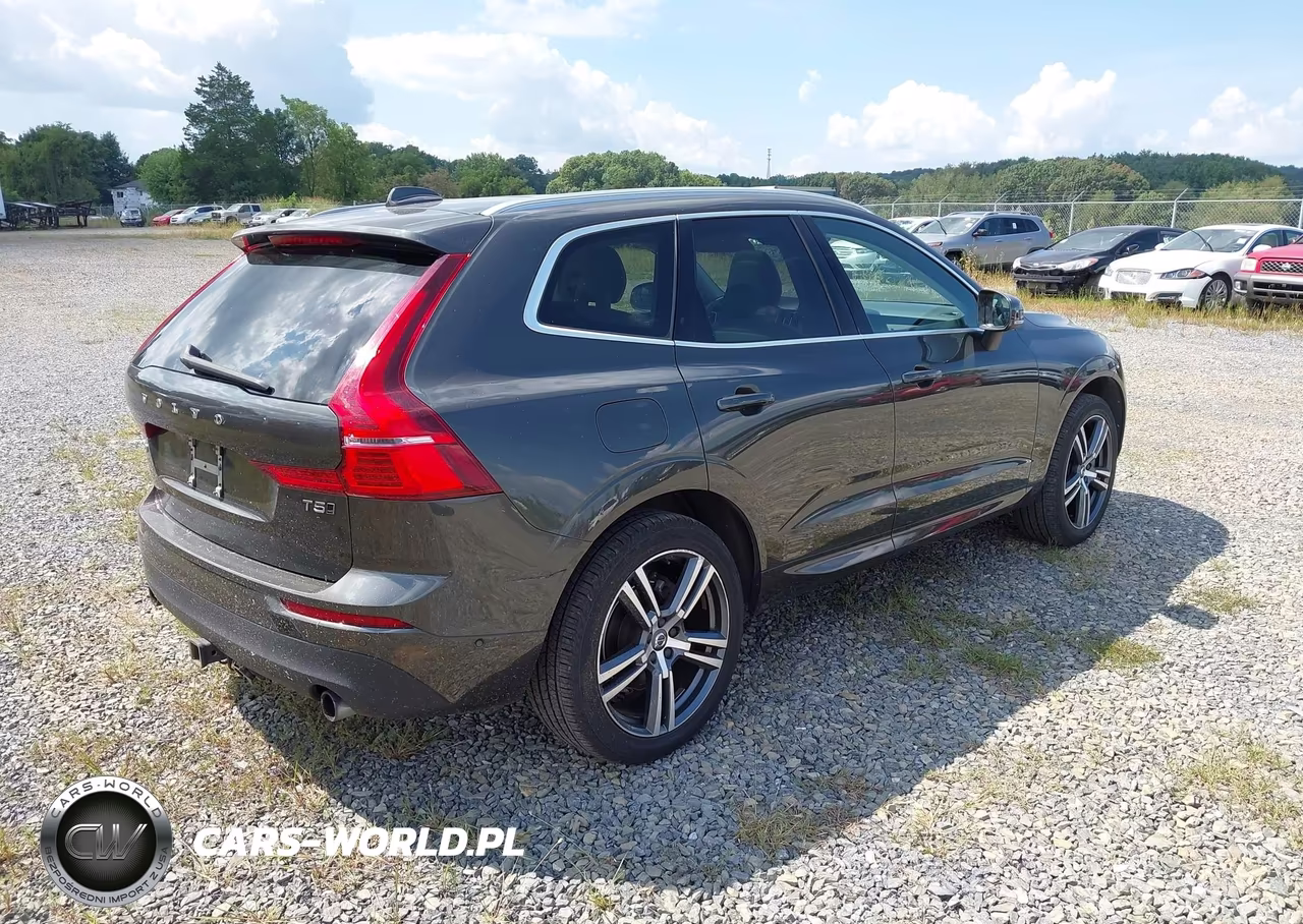 2018 Volvo Xc60 T5 Momentum VIN:YV4102RK3J1058052 - 4