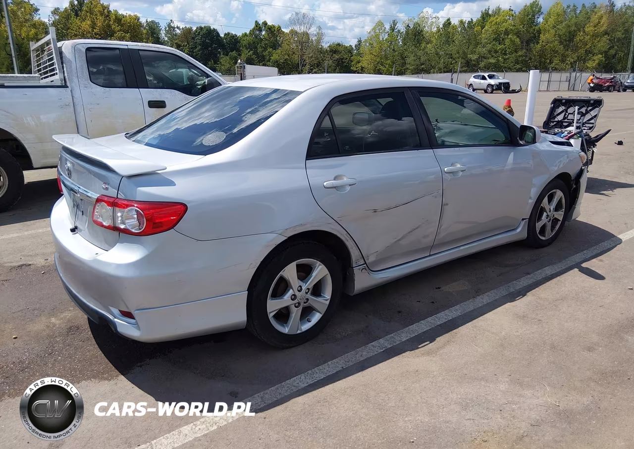 2012 Toyota Corolla S VIN:2T1BU4EE5CC781889 - 4