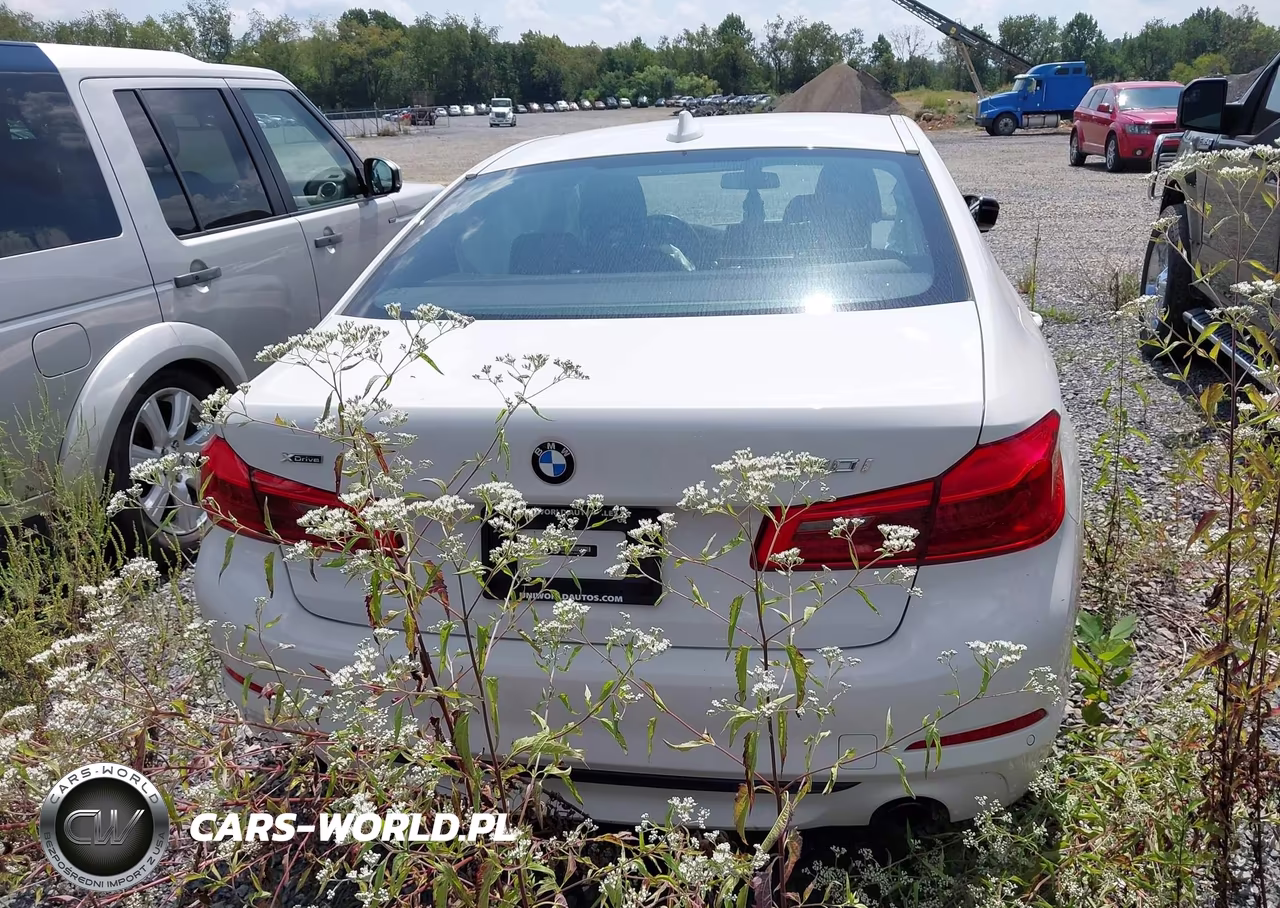 2018 BMW 530I xDrive VIN:WBAJA7C55JWA72554 - 16