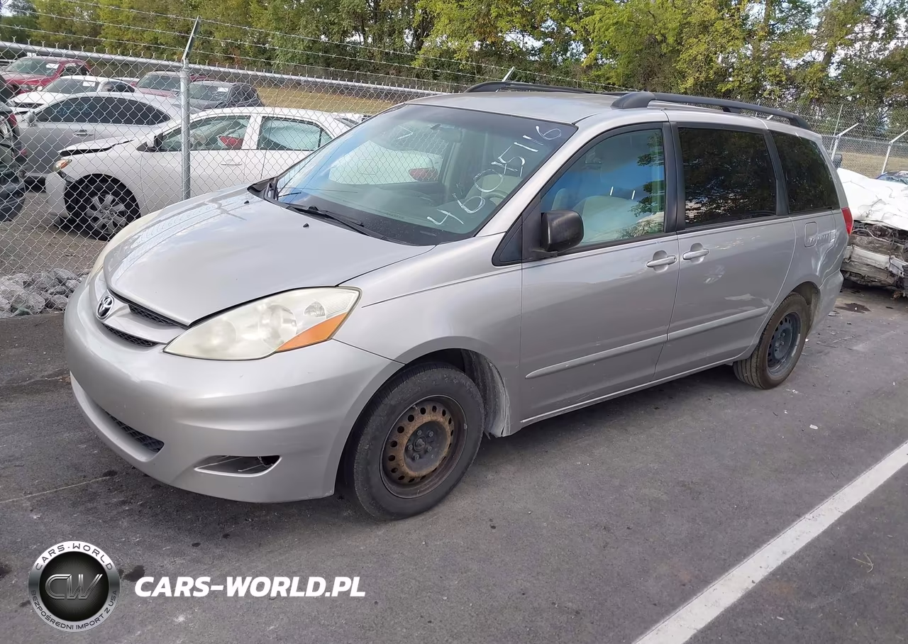 2009 Toyota Sienna Le VIN:5TDZK23C29S267704 - 2