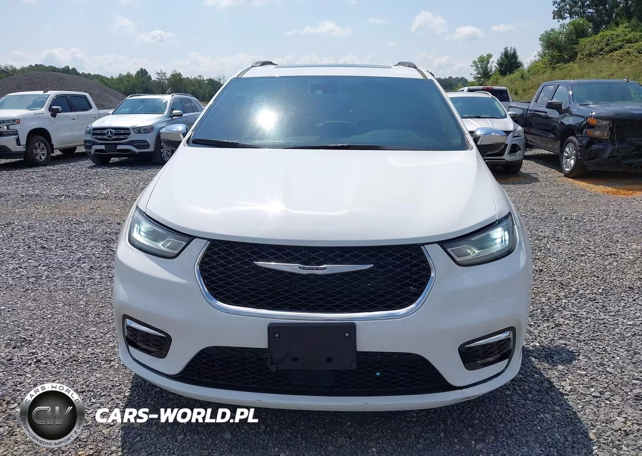 2023 Chrysler Pacifica Limited VIN:2C4RC1GGXPR530323 - 12
