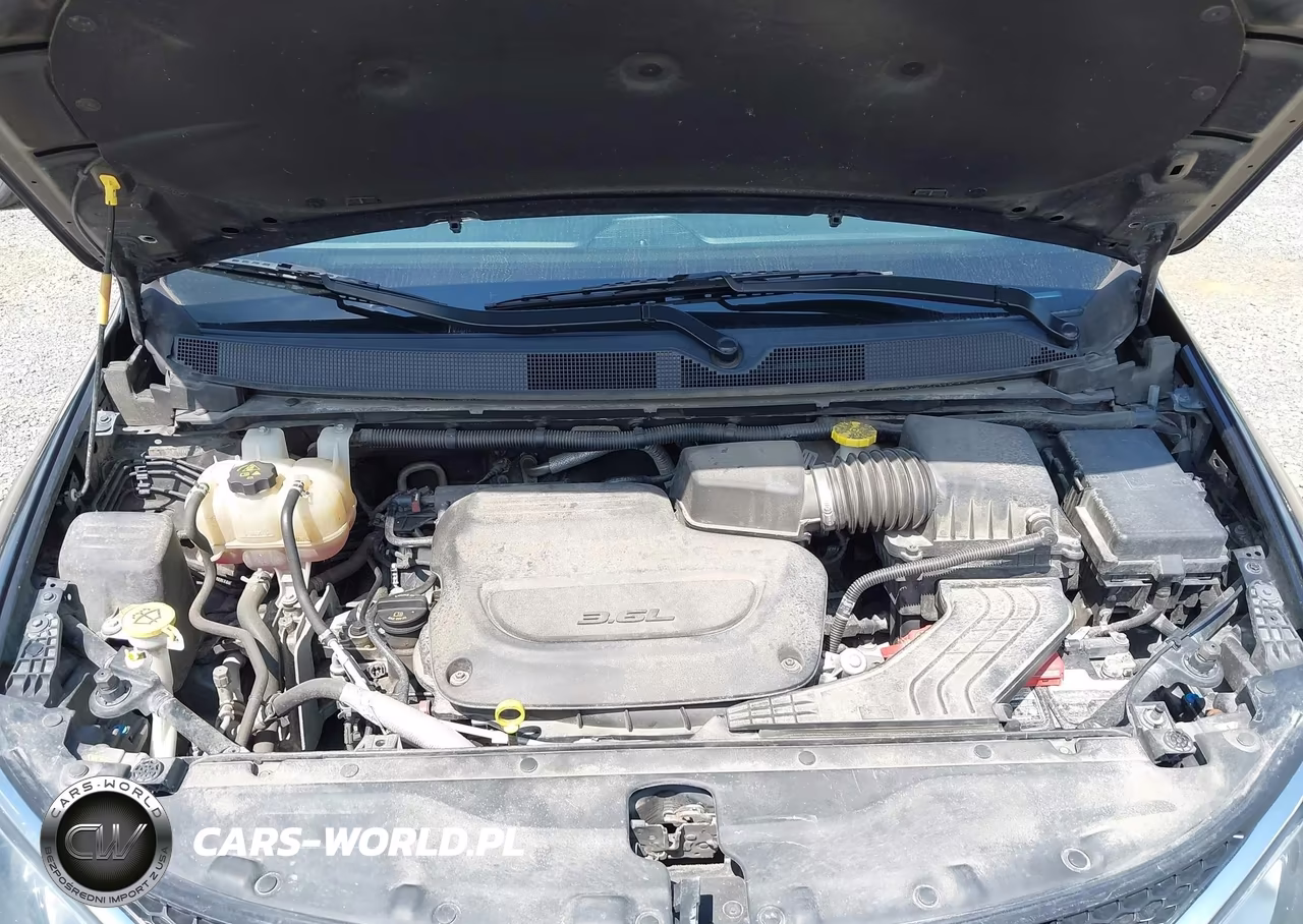 2019 Chrysler Pacifica Limited VIN:2C4RC1GG7KR705698 - 10