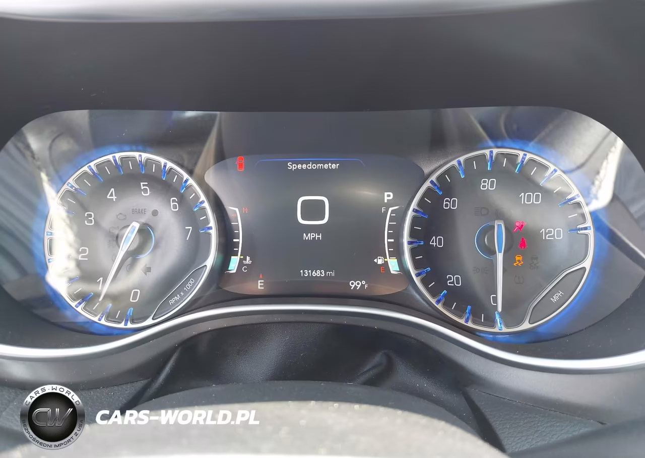 2019 Chrysler Pacifica Limited VIN:2C4RC1GG7KR705698 - 7