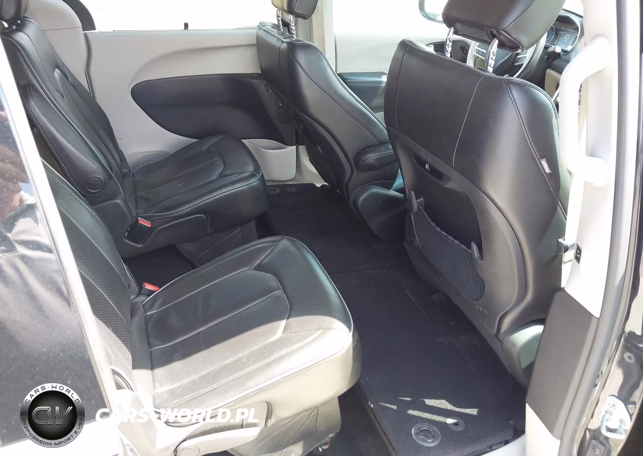 2019 Chrysler Pacifica Limited VIN:2C4RC1GG7KR705698 - 8