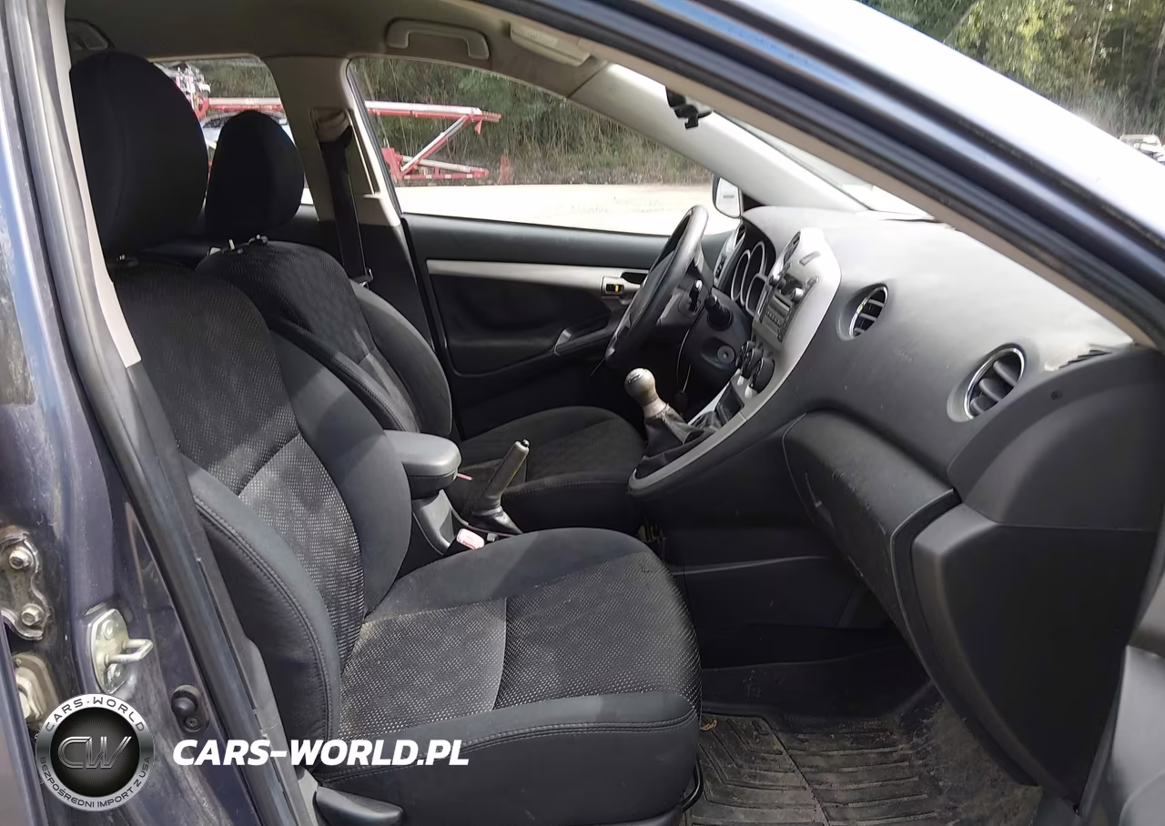2010 Pontiac Vibe VIN:5Y2SL6E8XAZ404583 - 5
