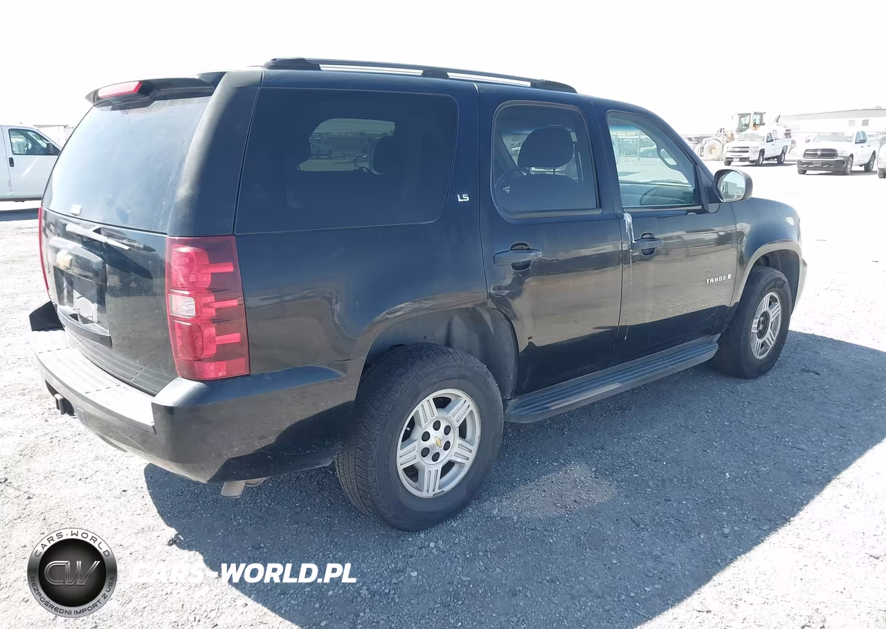 2007 Chevrolet Tahoe Ls VIN:1GNFK13007R203697 - 4