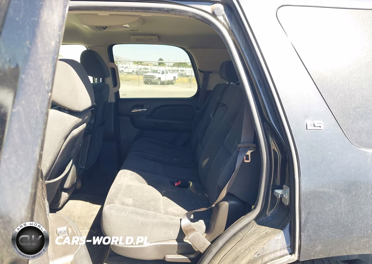 2007 Chevrolet Tahoe Ls VIN:1GNFK13007R203697 - 8