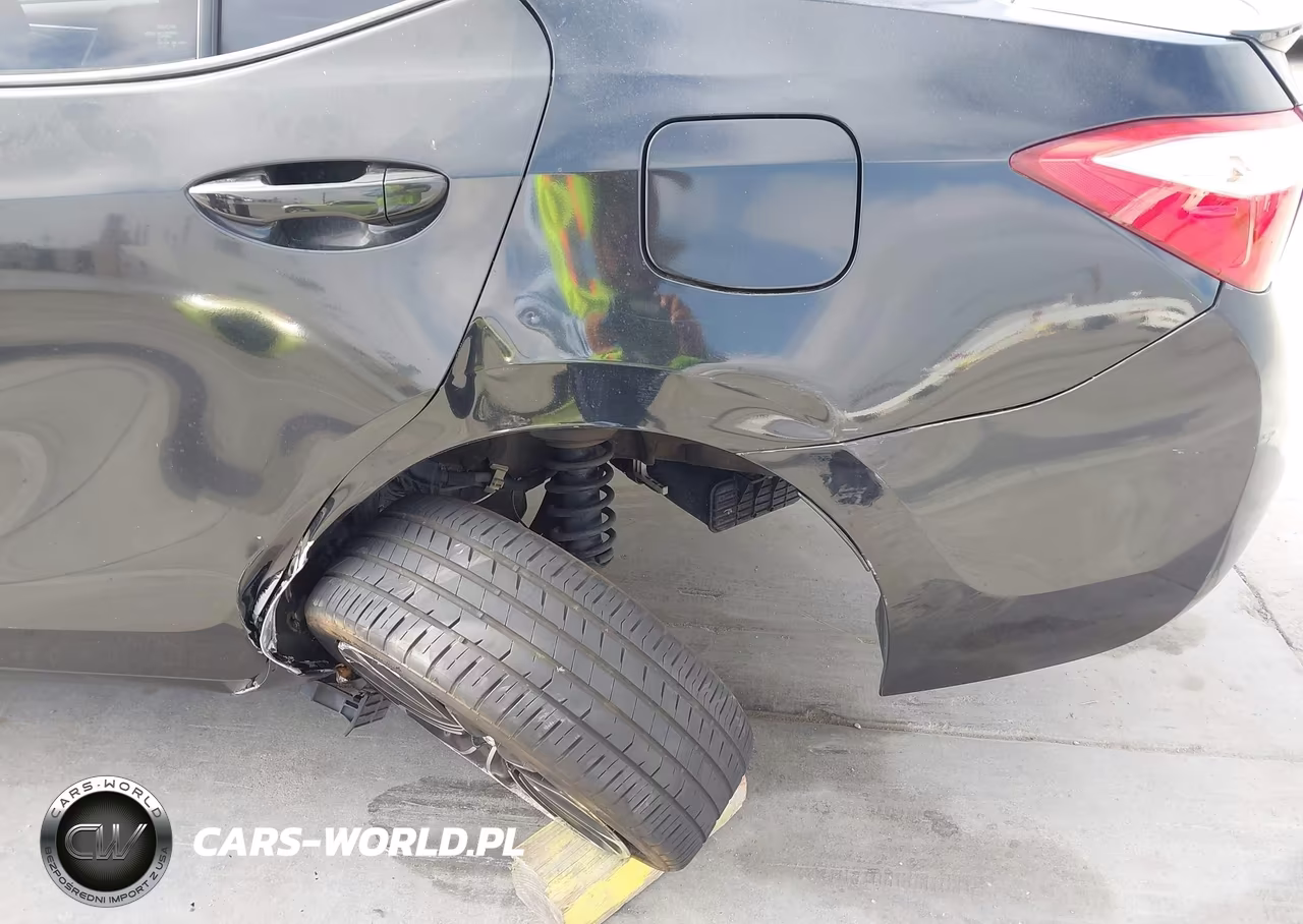 2016 Toyota Corolla S Plus VIN:5YFBURHE1GP423462 - 12