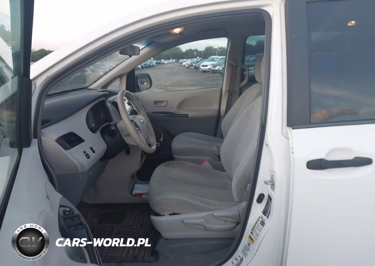 2013 Toyota Sienna L V6 7 Passenger VIN:5TDZK3DC1DS313293 - 5