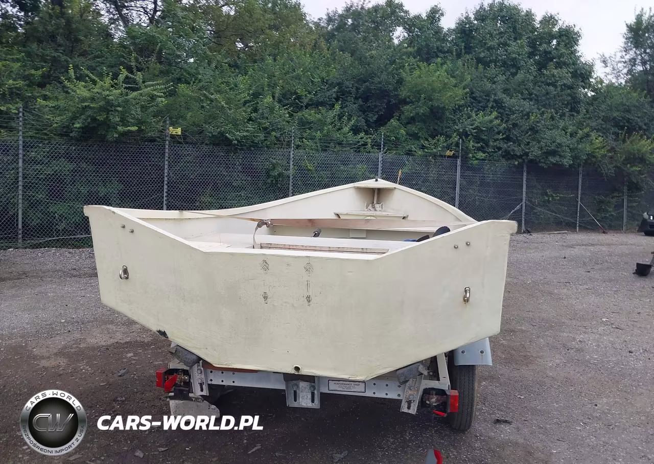 2013 Custom Flats Boat- Fishing VIN:PAZ23891F101 - 12