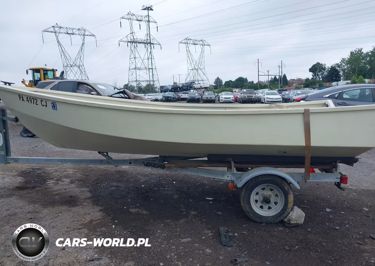 2013 Custom Flats Boat- Fishing VIN:PAZ23891F101 - 13