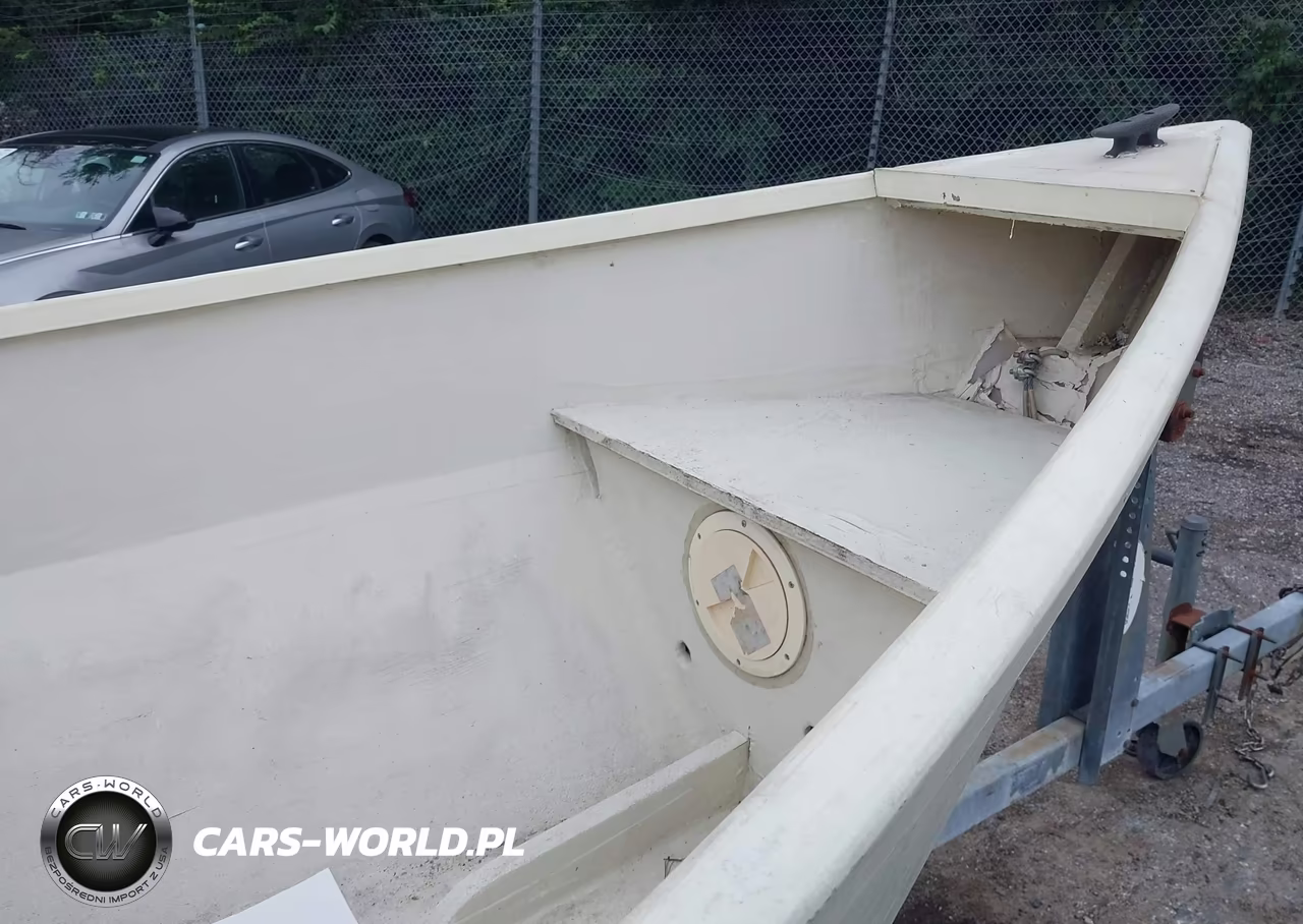 2013 Custom Flats Boat- Fishing VIN:PAZ23891F101 - 15