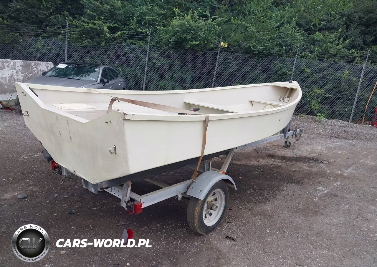 2013 Custom Flats Boat- Fishing VIN:PAZ23891F101 - 2