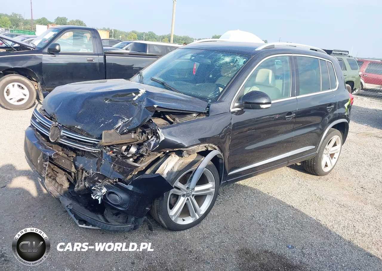 2016 Volkswagen Tiguan R-Line VIN:WVGBV7AX5GW081661 - 2