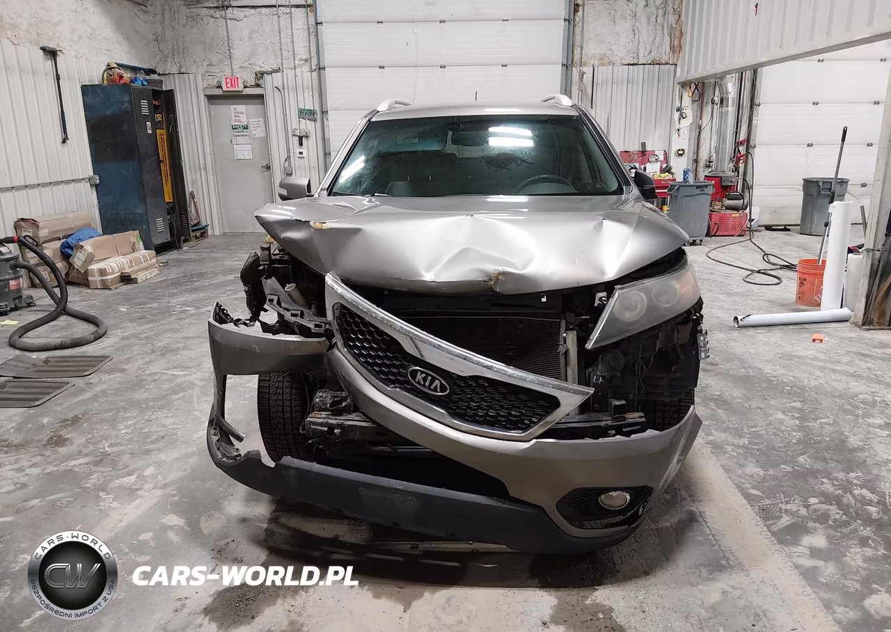 2011 Kia Sorento Lx V6 VIN:5XYKTDA25BG142462 - 13