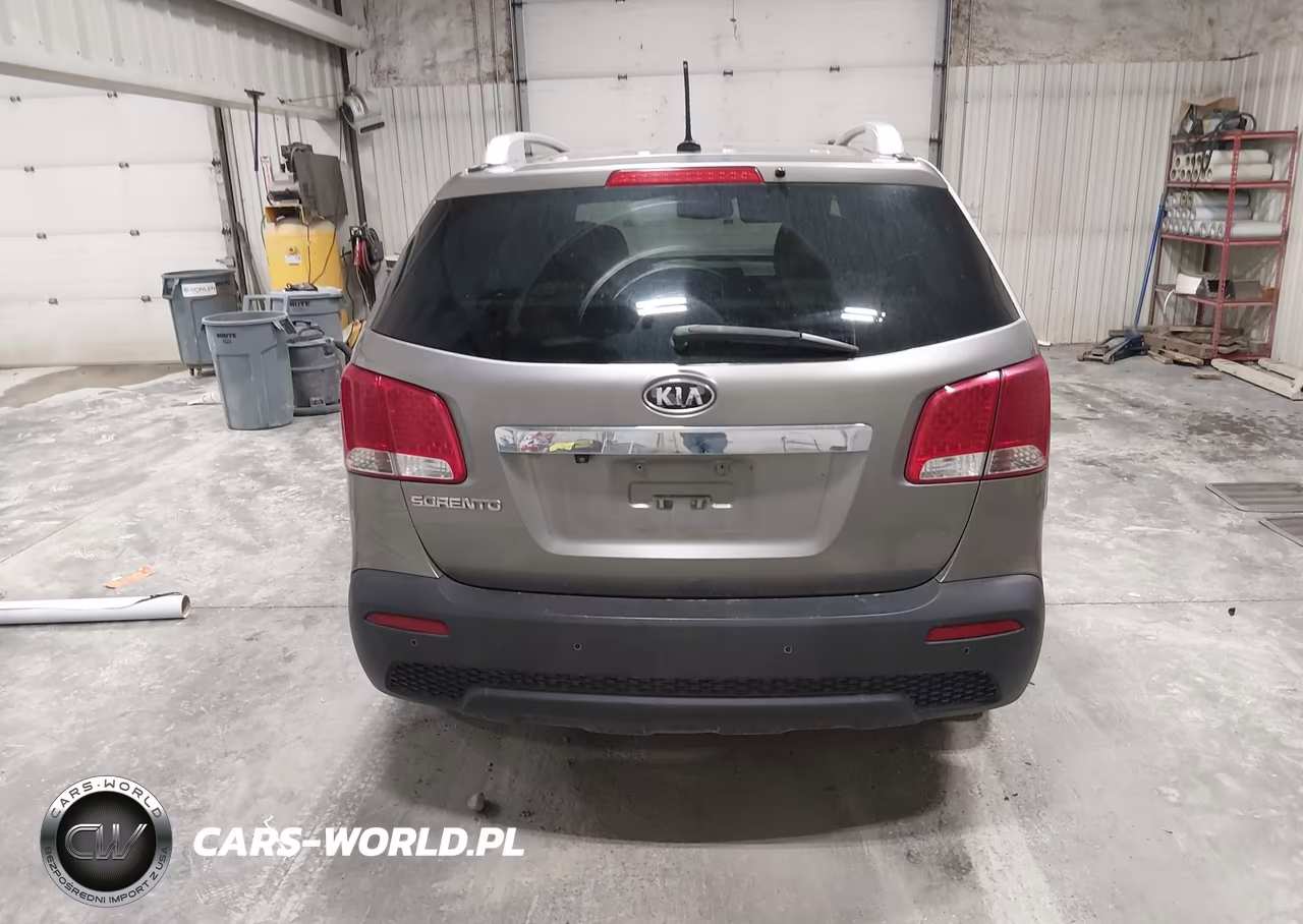 2011 Kia Sorento Lx V6 VIN:5XYKTDA25BG142462 - 17