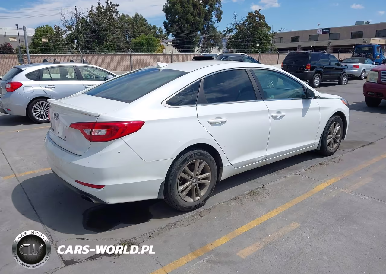 2015 Hyundai Sonata Se VIN:5NPE24AF1FH164279 - 4