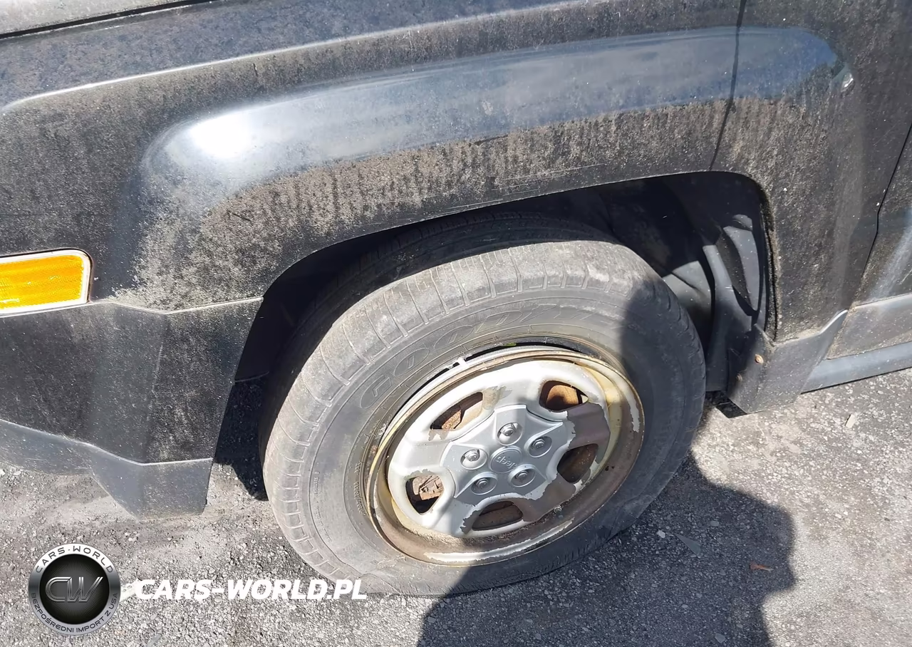 2012 Jeep Patriot Sport VIN:1C4NJRBB2CD638270 - 12