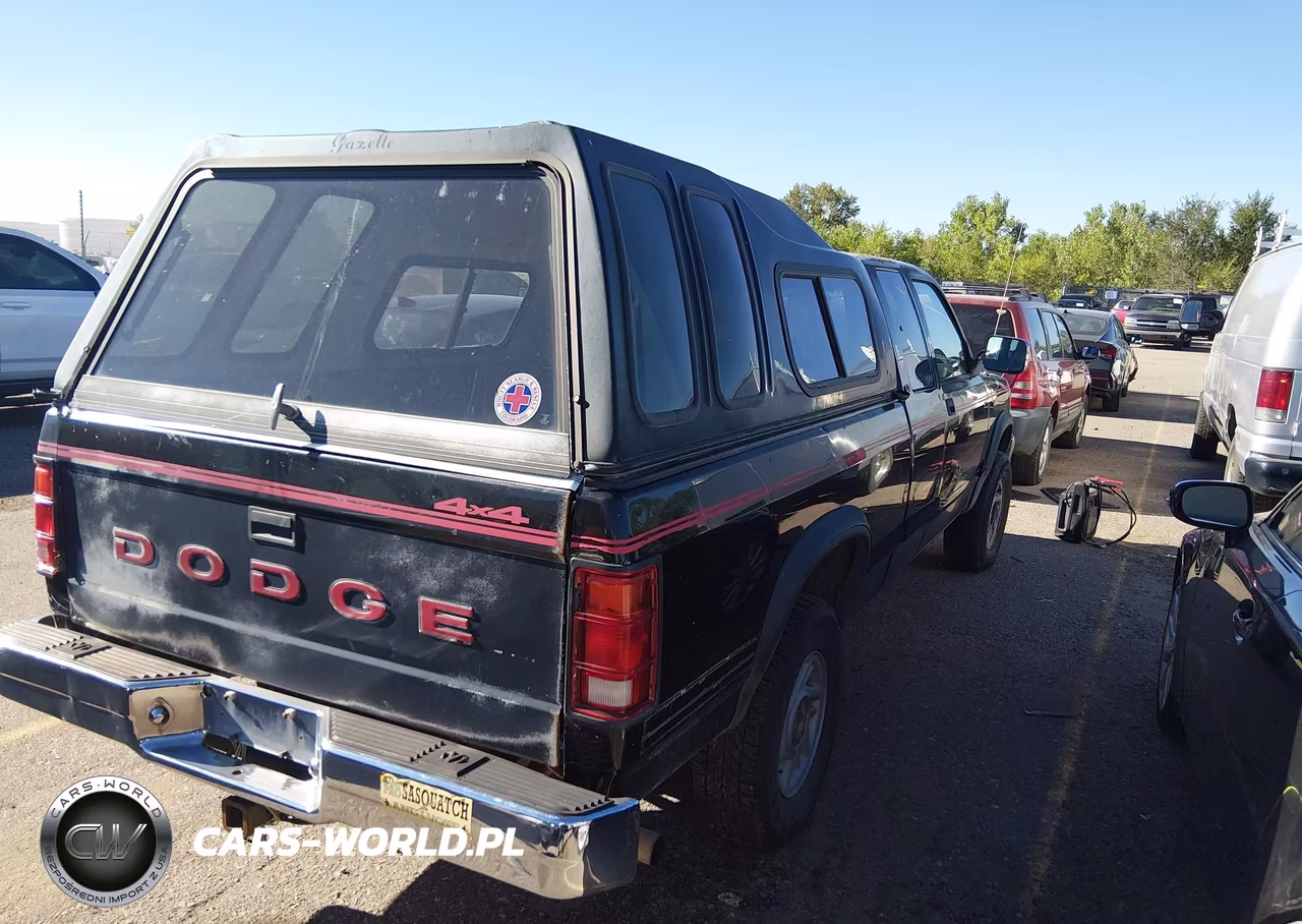 1992 Dodge Dakota VIN:1B7GG23X4NS620201 - 4