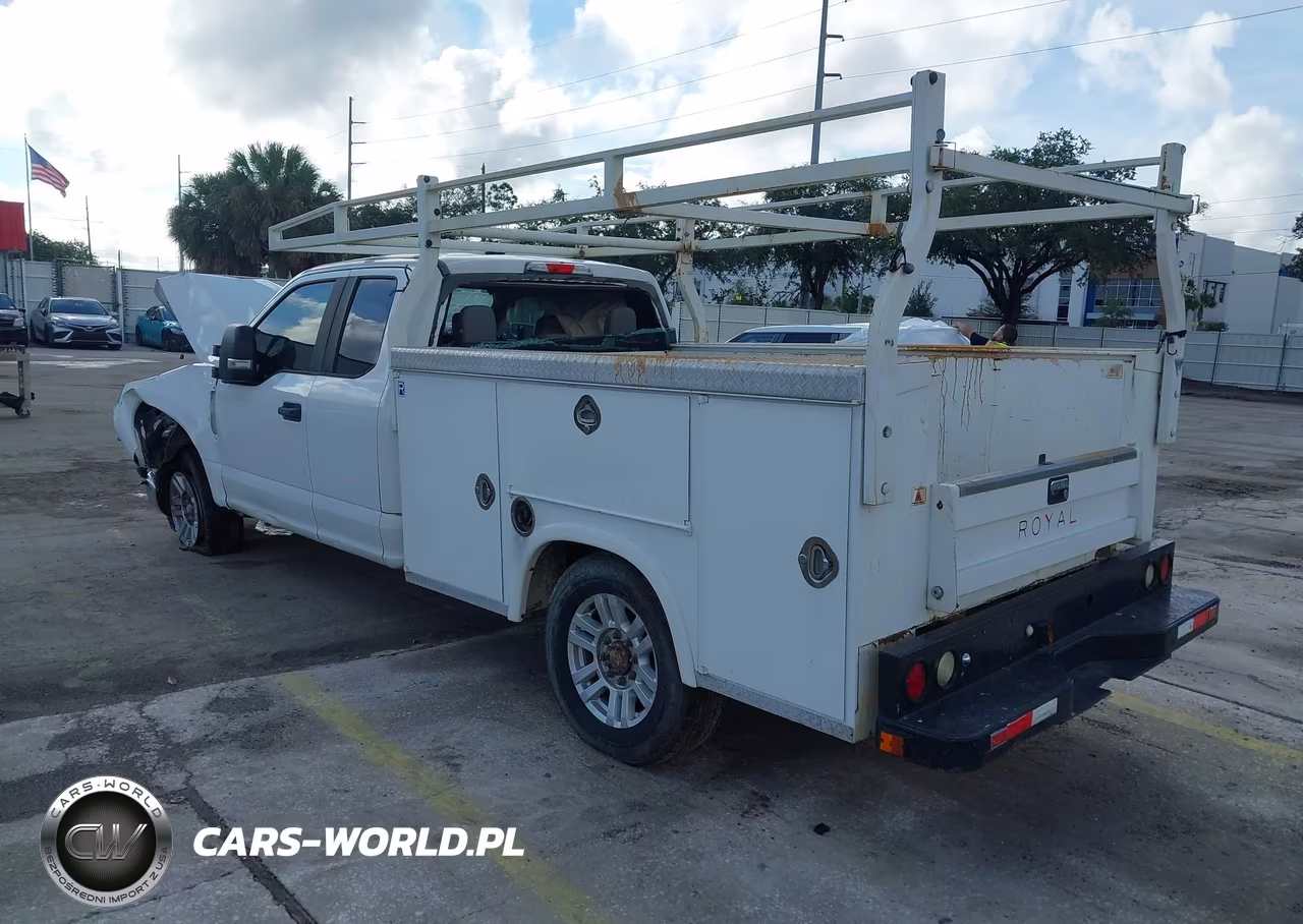 2017 Ford F-250 Xl VIN:1FD7X2A61HEE59220 - 3