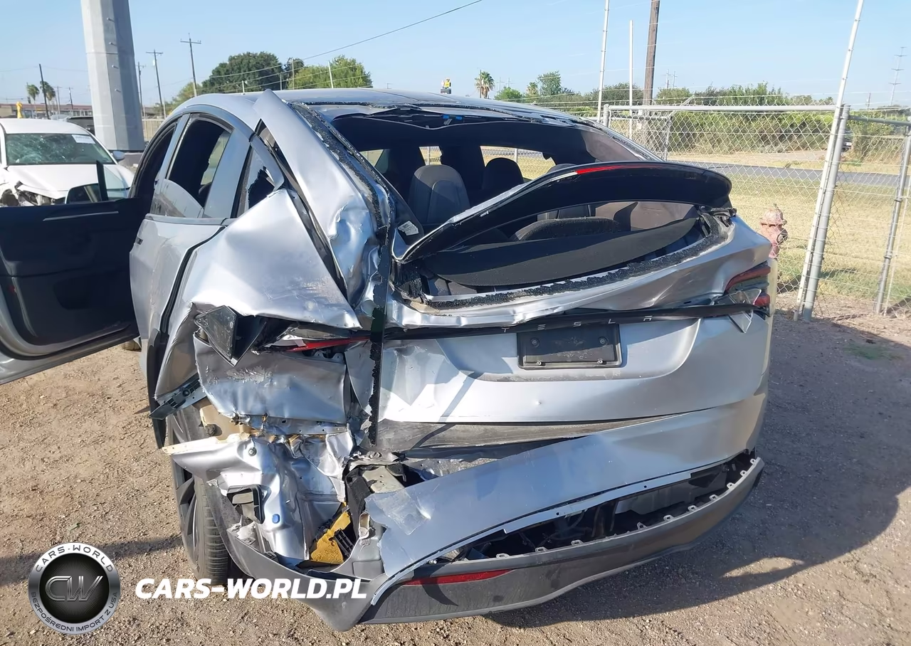 2025 Tesla Model X Long Range VIN:7SAXCAE58SF464483 - 6