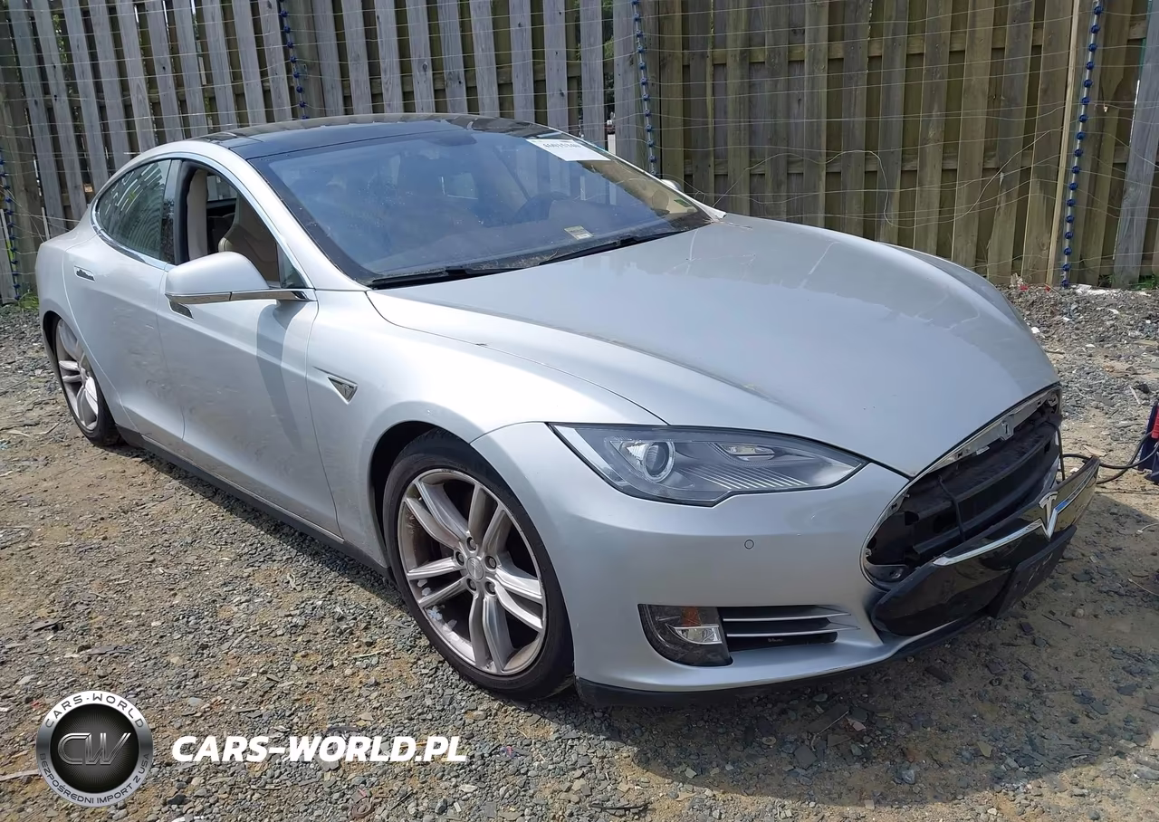 2014 Tesla Model S