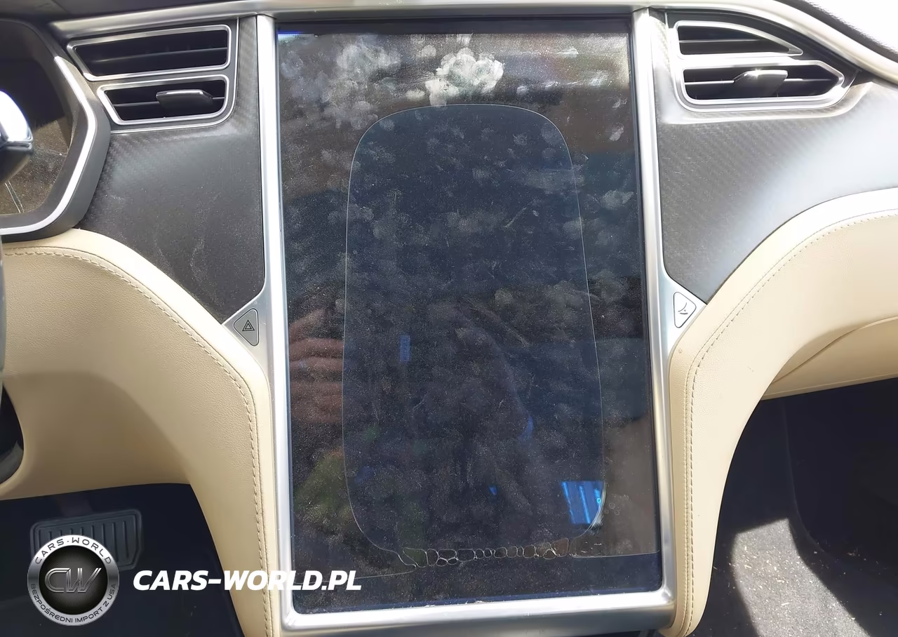 2014 Tesla Model S VIN:5YJSA1H15EFP44954 - 18