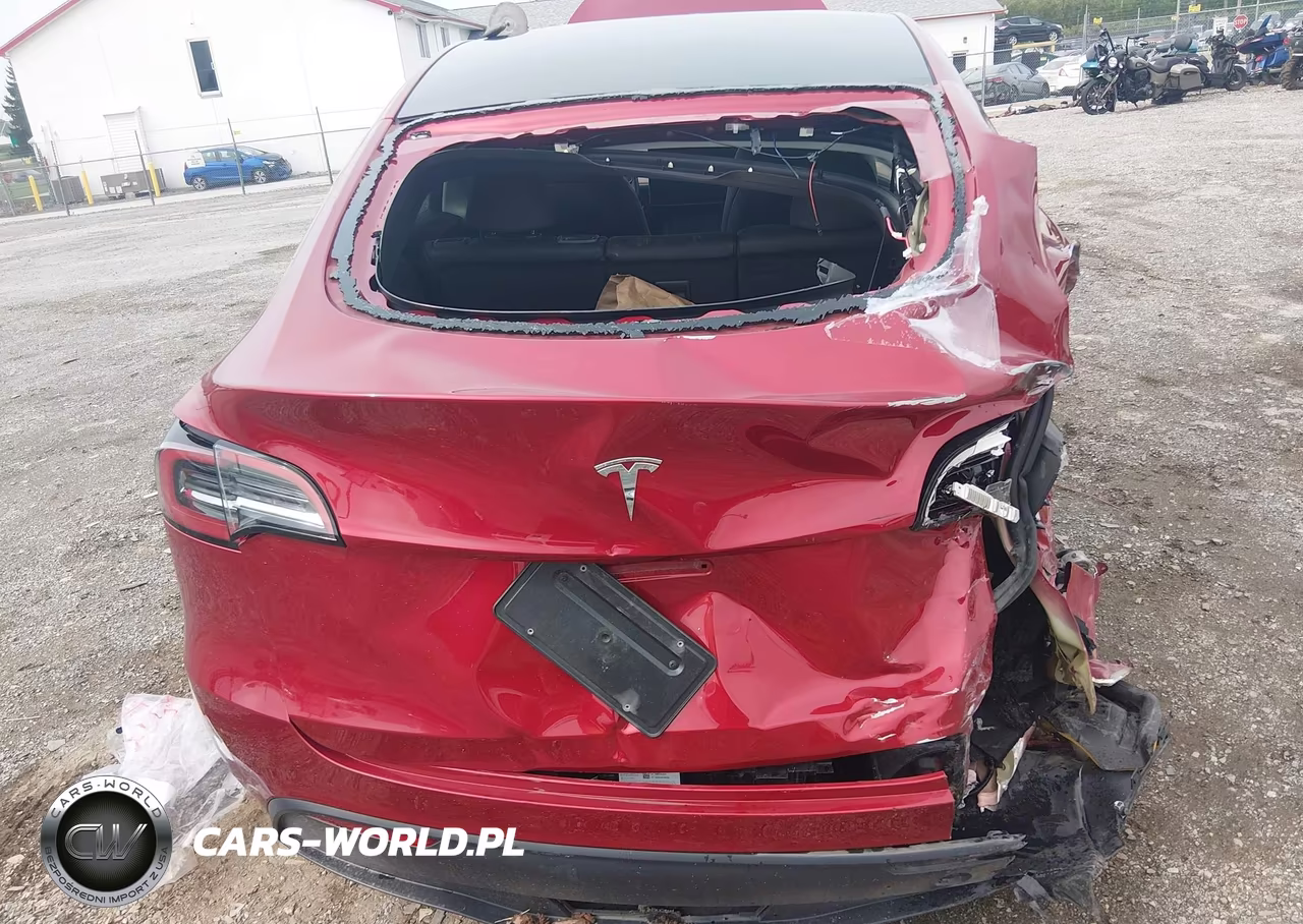 2025 Tesla Model Y Long Range Dual Motor Rear-Wheel Drive VIN:7SAYGDED7SA372957 - 6