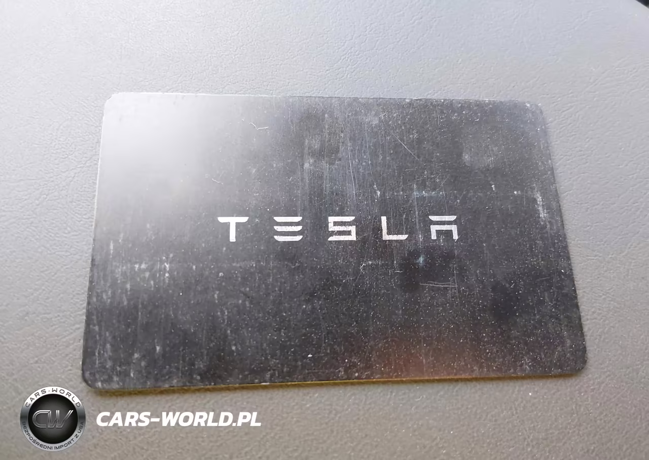 2025 Tesla Model Y Long Range Dual Motor Rear-Wheel Drive VIN:7SAYGDED2SF227571 - 11
